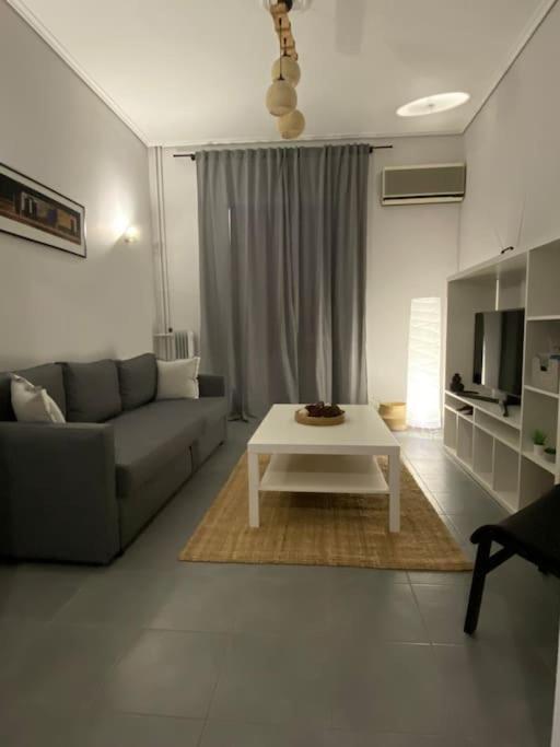 Elia'S Boutique Apartment Sparta Eksteriør billede